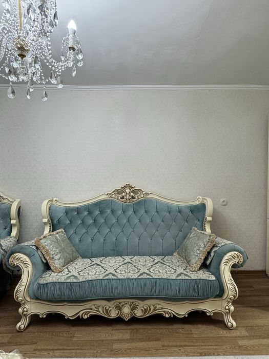 Диван и кресло