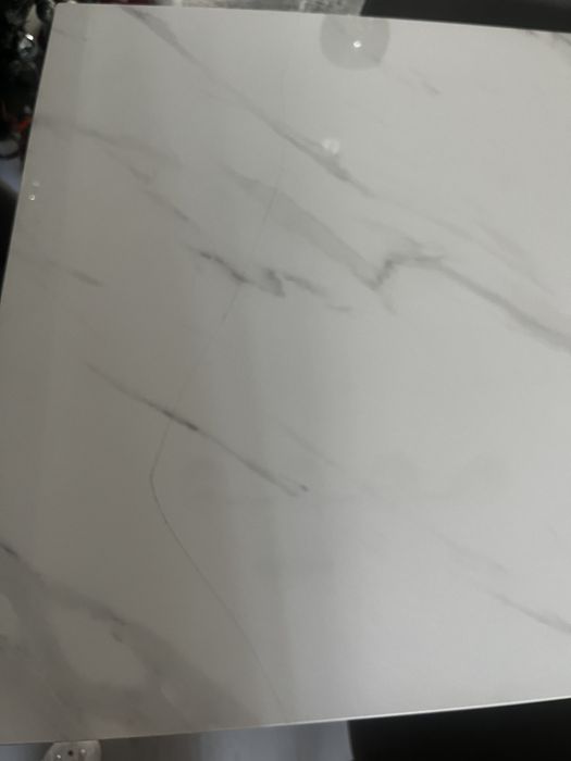 Masa extensibila ceramica aspect de marmura