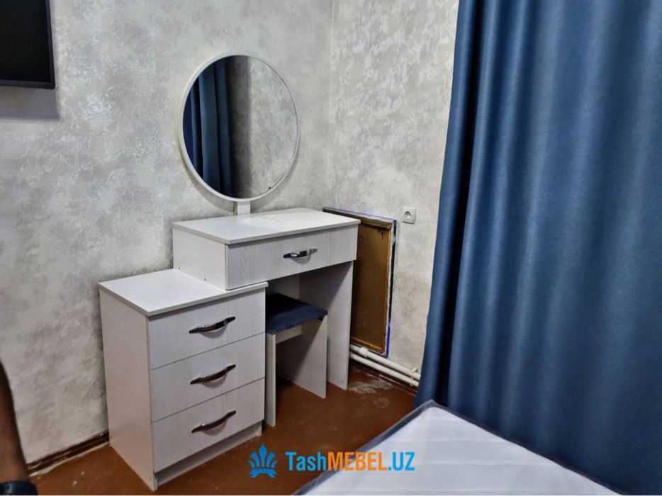 Izmir spalniy komplekti