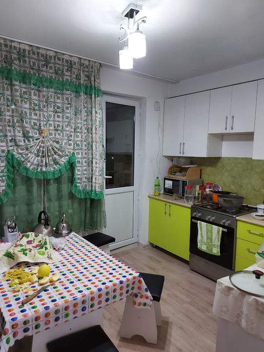 Срочно продается 2-х ком.квартира.