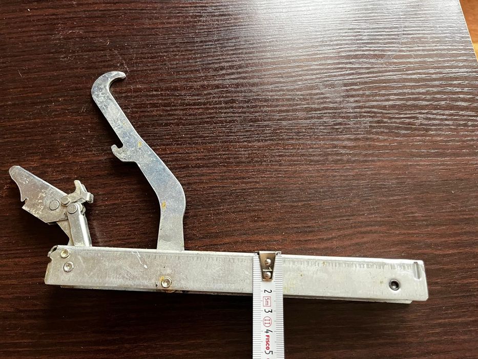 Продам духовку встроеную