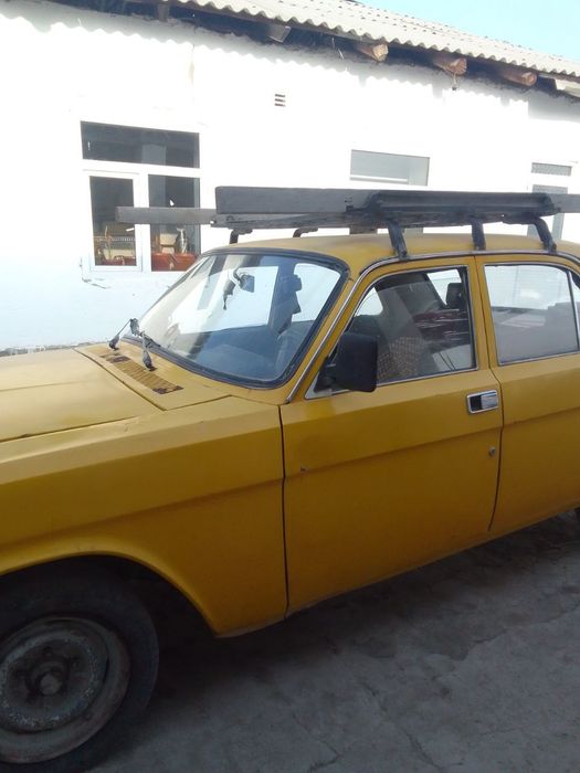 Волга газ 2410 сотилади