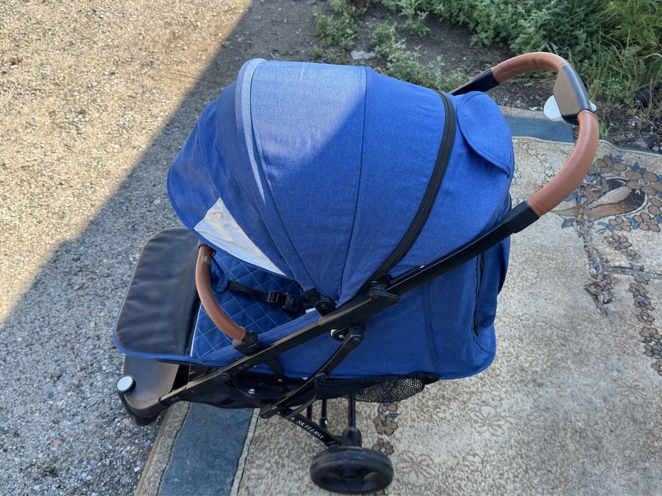 Продам детскую коляску