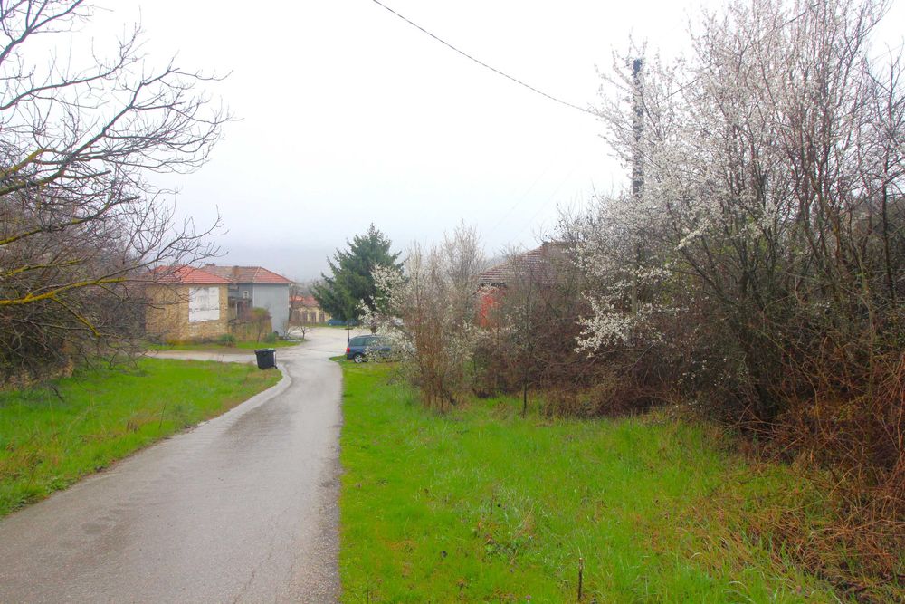 Продава се Парцел в с. Славейково, Област Габрово - 1986 кв.м за 6 €/кв.м - Снимка #2