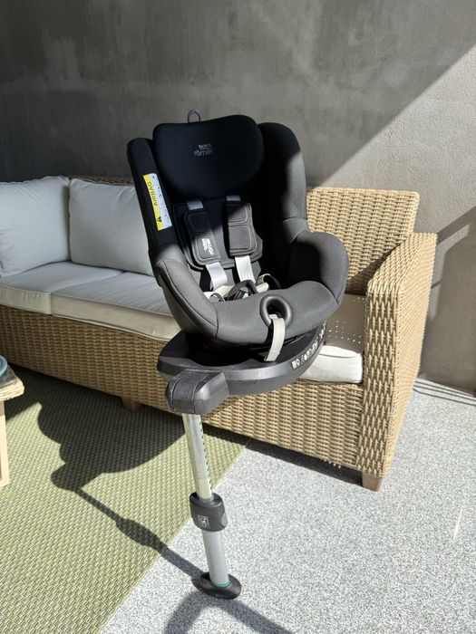 Scaun auto Britax Römer Dualfix, 0-18kg, rotire 360°, Isofix, stare impecabilă