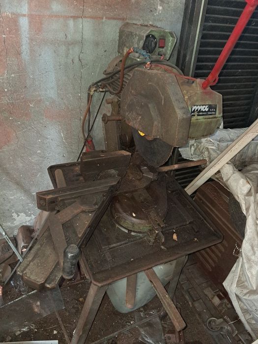 Vand circular pentru fier la viteza mica fuctioneaza la 380v