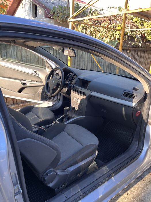 Vand Opel Astra H gtc coupe