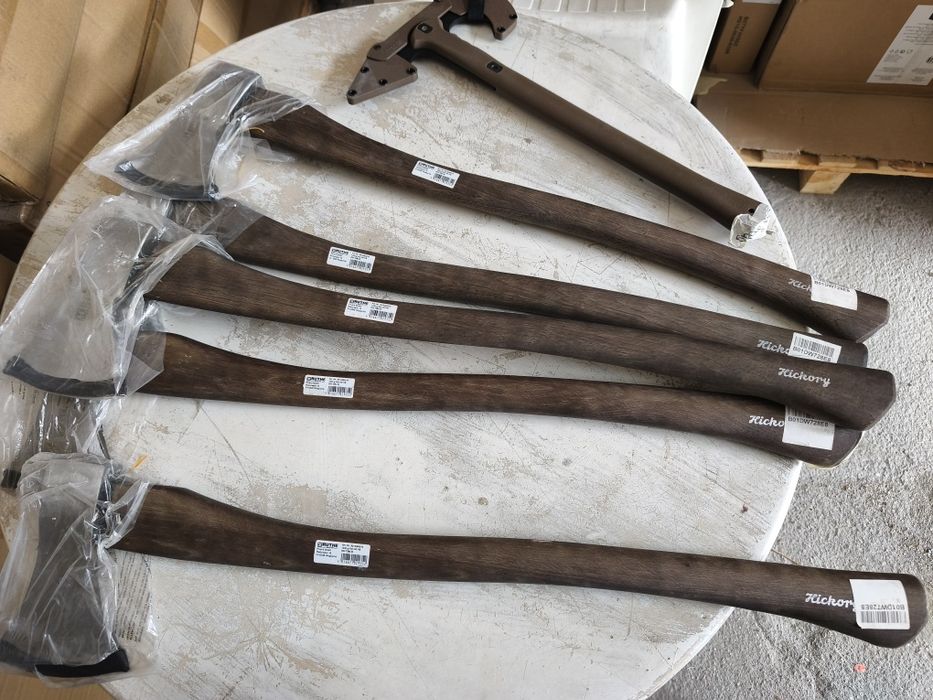 Брадва Ruthe с дръжка от дърво хикори, 80 см