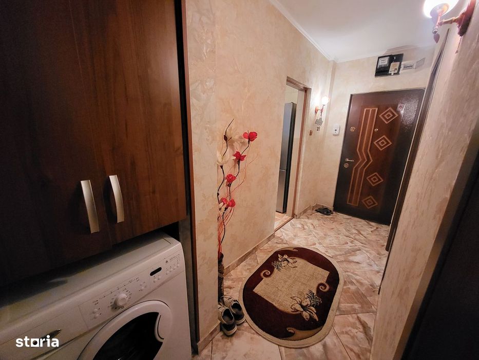 2 decomandate, etaj 1, RENOVAT SI MOBILAT, MICRO 38