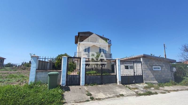 Продава се Къща в с. Китка, Област Варна - 338 кв.м за 533 €/кв.м - Снимка #1