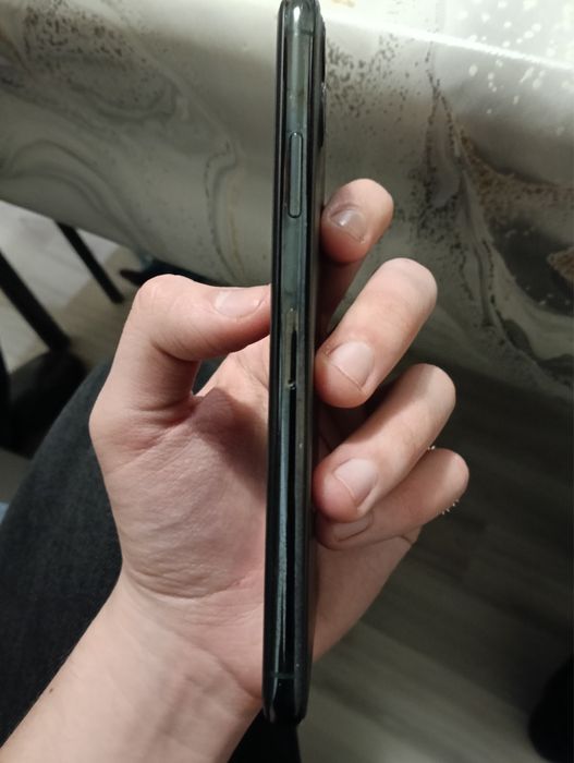 vand/schimb iphone 11pro max 64gb