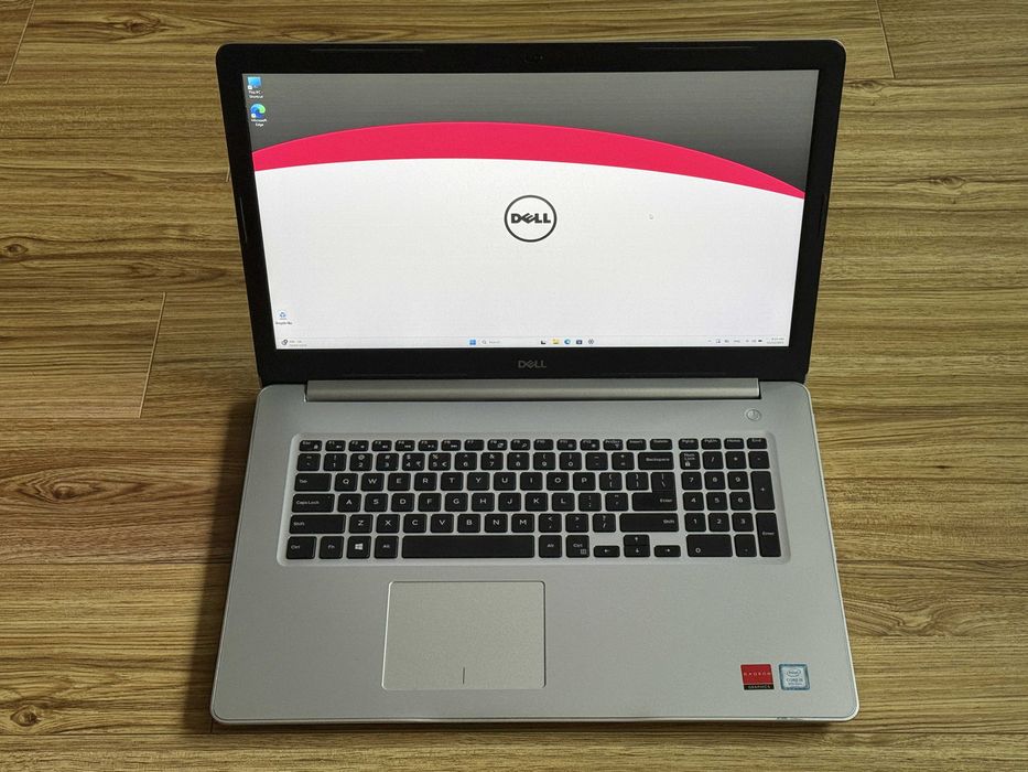 17.3 Dell 5770`Core i5-8265U/16GB RAM/256GB SSD+500GB/AMD 520/FHD IPS