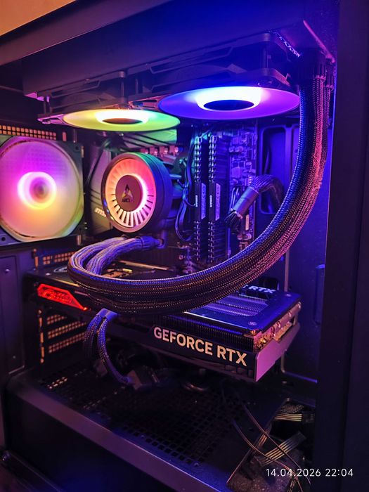 Геймърски Ryzen 7 5800X3D,RTX 4070 Super 12GB,RAM 32GB DDR4,SSD 1TB