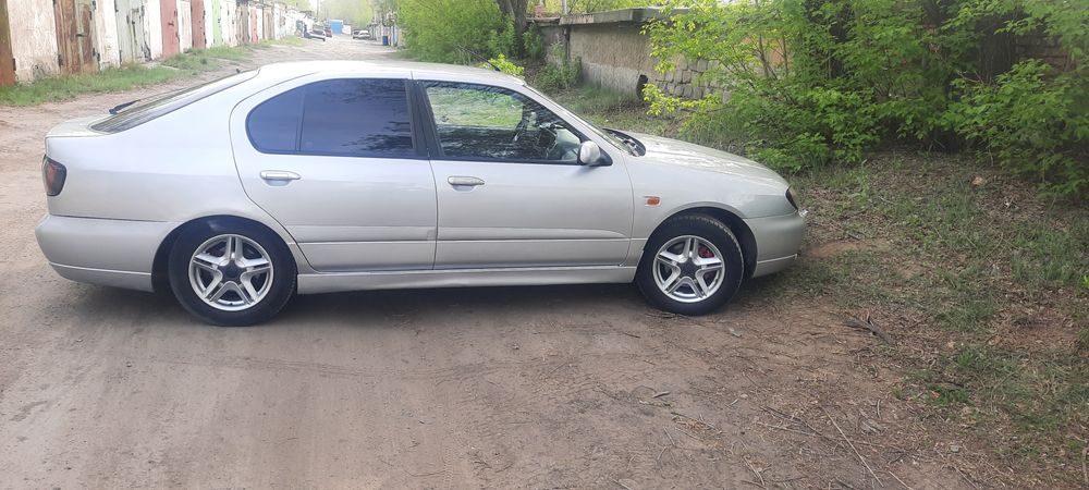 Нисан примьера p11