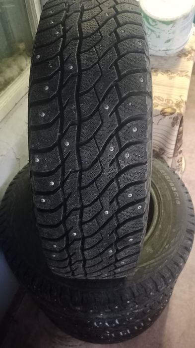 Продам зимние шины