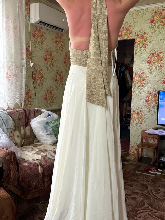 Красивое вечернее платье