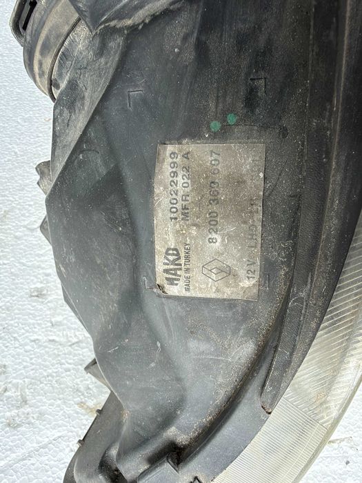 Фар за Renault Symbol, Clio II