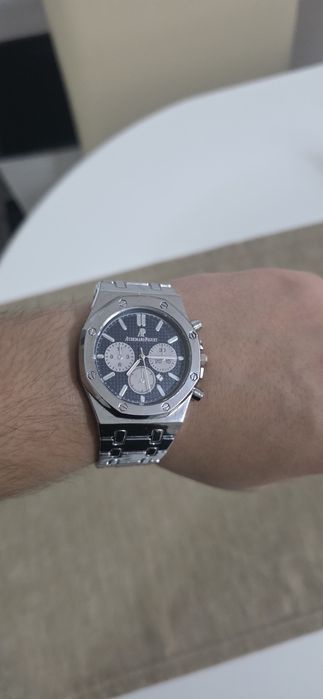 Vând ceas Audemars Piguet argintiu barbati