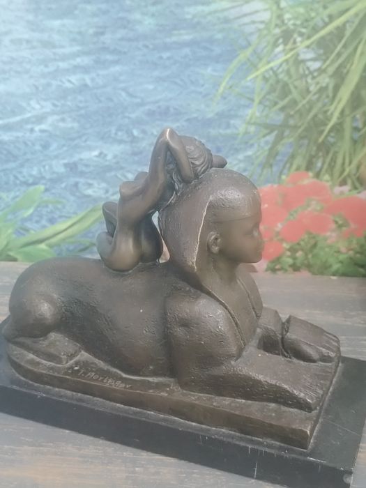Sculptură în Bronz semnată T.Herlinger 5kg