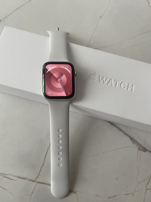 Продам Apple Watch Series 6