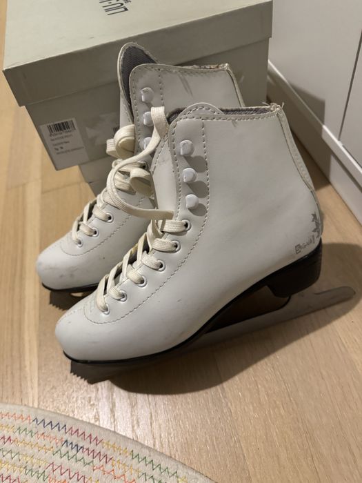 Patine marca Signa marimea 36/37