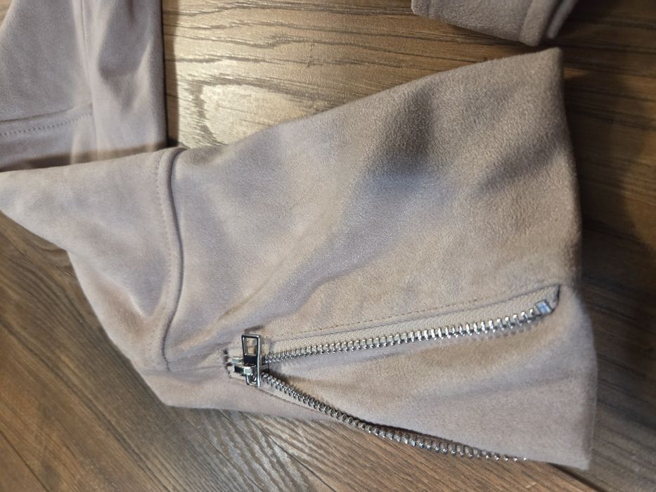 Geaca biker marimea 38 h&m