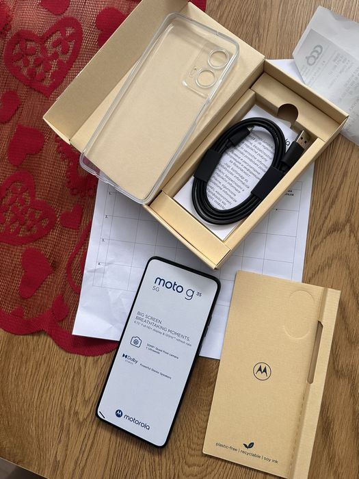 Motorola G35 5G 4/128 Black+PB