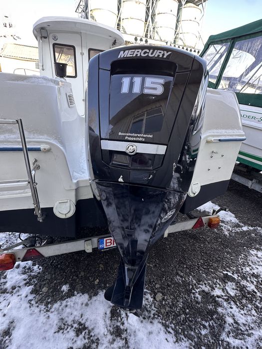 Barca Quicksilver Timonier 620 cu motor Mercury 115 cp 2021 si peridoc