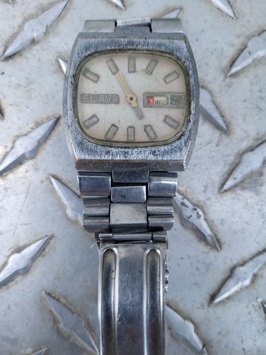 Ceas Slava automatic defect