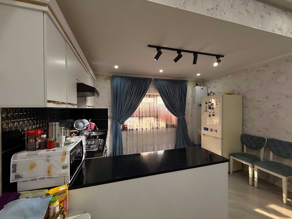 3-х комнатная квартира-студия с мебелью в центре города