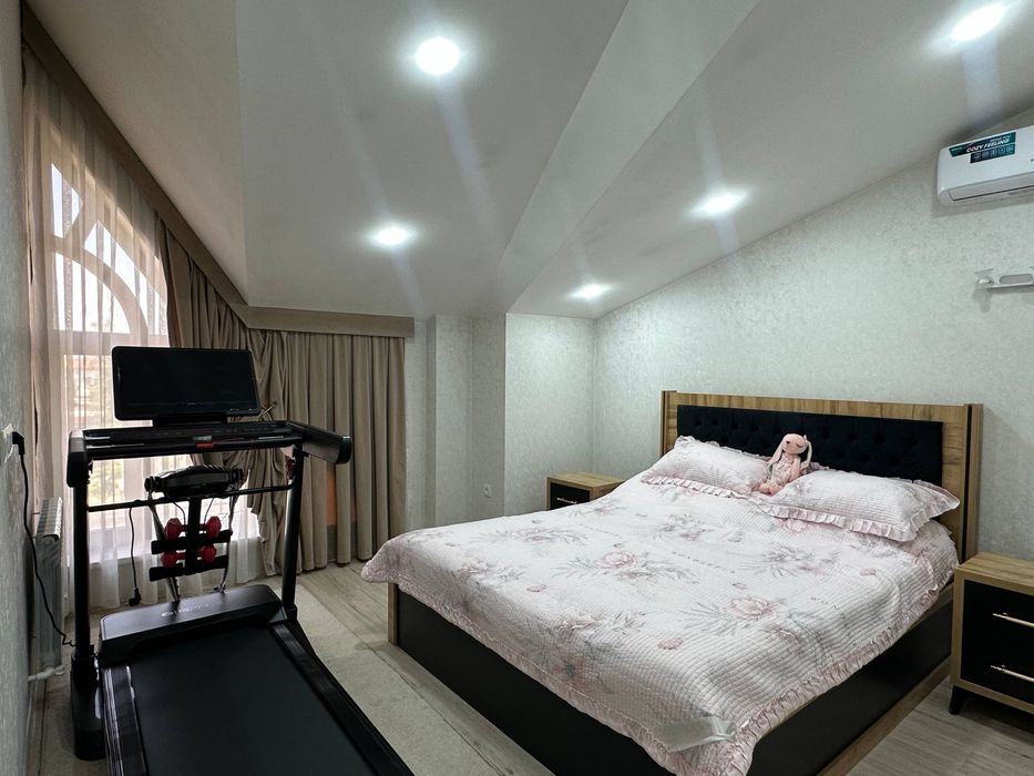 4 Комнаты 4/4/4 • Кирпич • 145м² • Тузель 2, Мойка Centara, 40 Лет
