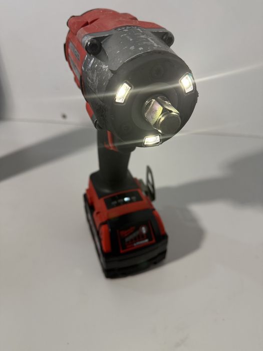 Milwaukee impact patrat 1/2  M18 FMTIW2F12