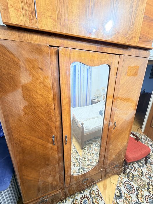 Mobilier vechi sufragerie, comoda vanity