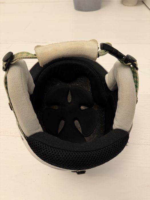 Cea mai comfortabila casca de snowboard