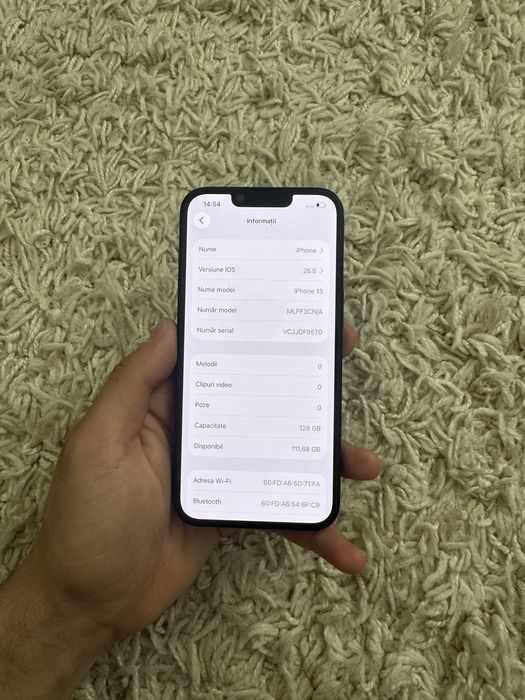 Vand iphone 13 cu 128gb si 88%
