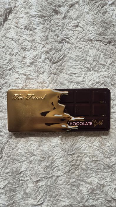 Предлагам палитра  на фирмата Too faced! Не я използвам и затова я продавам ! Вижда се  на снимките кои цветове са използвани! Пишете ми на лс !