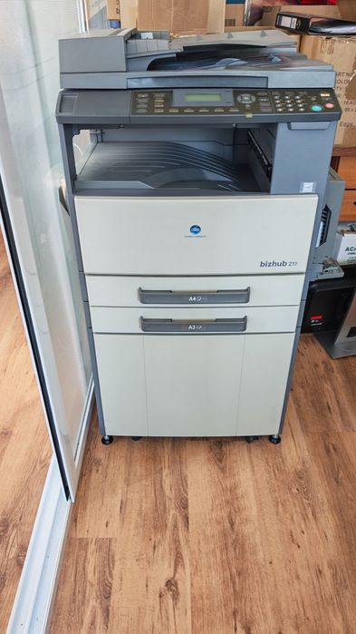 Konica  Minolta  BIZHUB 211