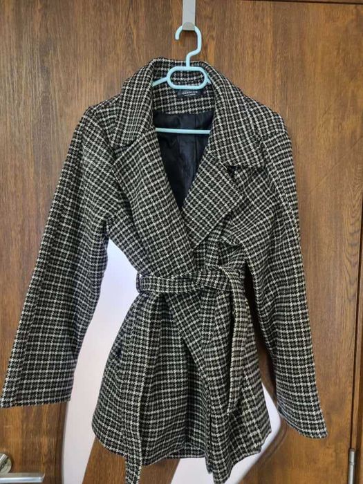 Зимно яке с десен петел