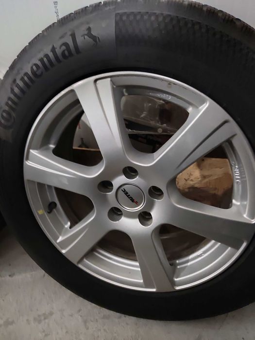 Гуми и джанти за Пежо Peugeot 3008 5008