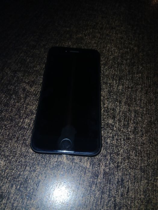 iphone-7 foarte bun nu are niciun defect mai multe detatlli tel