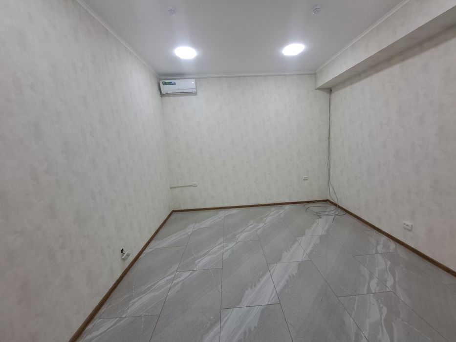 Аренда Вдоль дороги Под офис Шастри