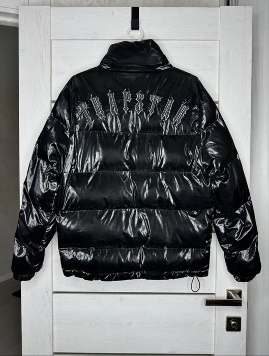 Trapstar яке.