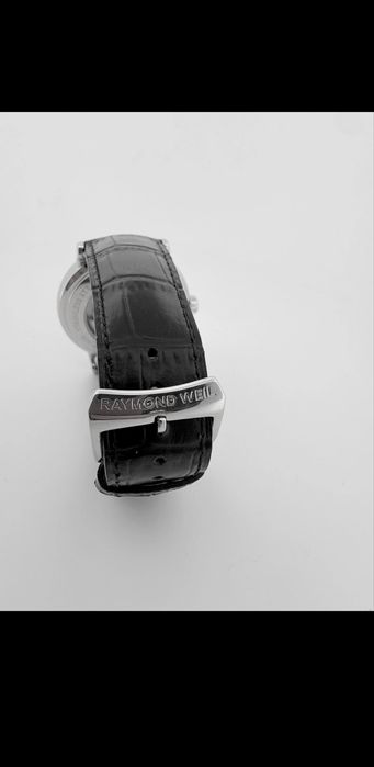 Часы Raymond weil