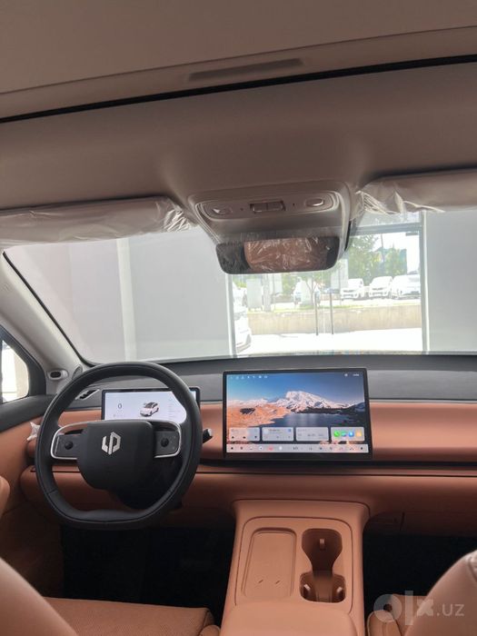 Leapmotor C16 580 km 2 dop opsiya to’liq elektr mashina