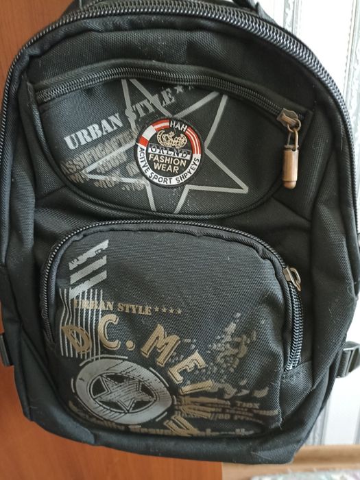 Продам школьный рюкзак для мальчиков