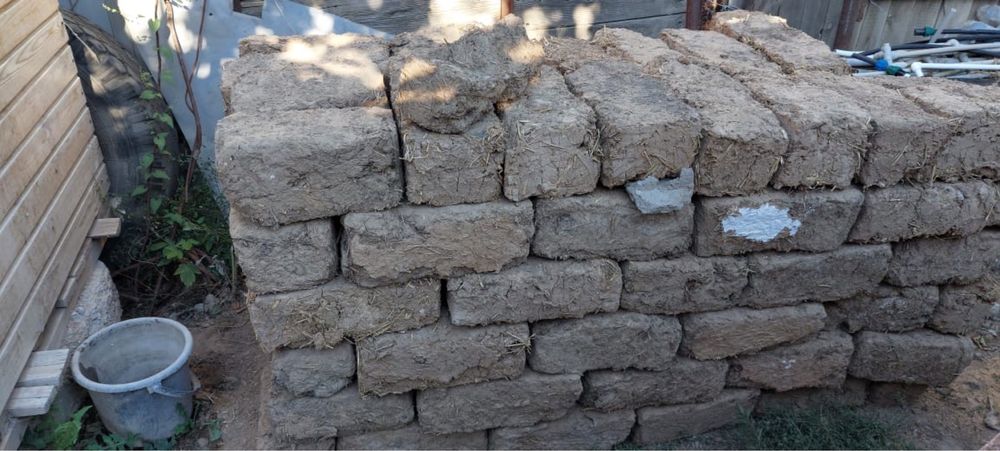 Саман кирпичи отличные