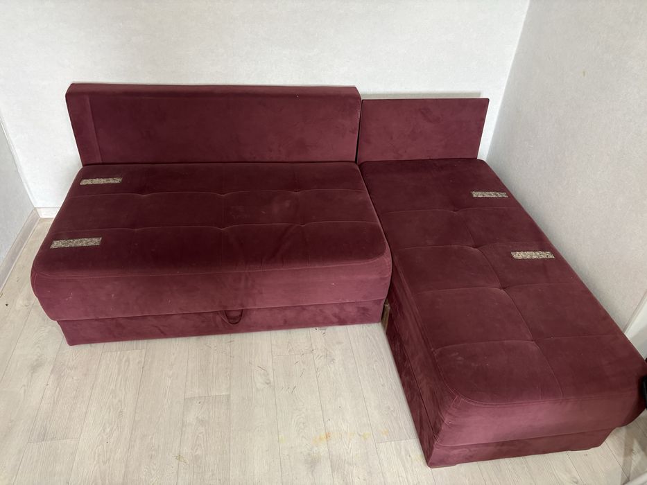 Продам диван в хорошем состоянии