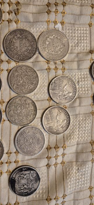 Monede de argint de vânzare