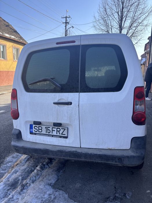 Masina de vanzare -stare foarte buna