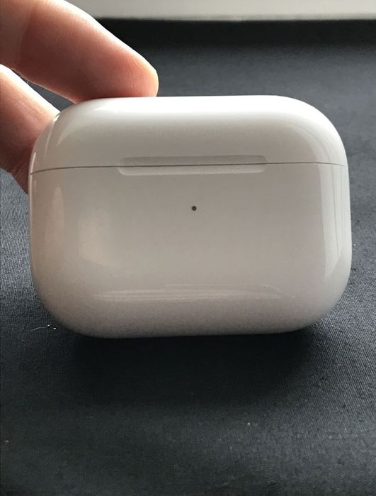 AirPods Pro 1 Case/Кейс Оргинал 100% Отличном Состояния (Толка Кейс)
